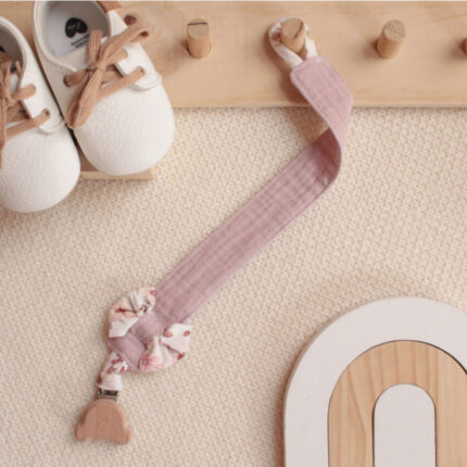 klip na cumlík, personalizovaný klip na cumlík, novorodenec, darček pre novorodenca, darček pri narodení, darček pri narodení dieťaťa, klip na cumlík, klip na cumlík s menom