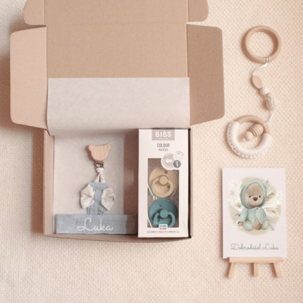 telegram, telegram ob rojstvu, telegram v porodnišnico, darilo ob rojstvu, darilo za novorojenčka, paket ob rojstvu, paket v porodnišnico, personalizirano darilo, personaliziran bodi, grafika, grafika z rojstnimi podatki, čestitka, čestitka ob rojstvu