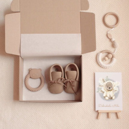 telegram, telegram ob rojstvu, telegram v porodnišnico, darilo ob rojstvu, darilo za novorojenčka, paket ob rojstvu, paket v porodnišnico, personalizirano darilo, personaliziran bodi, grafika, grafika z rojstnimi podatki, čestitka, čestitka ob rojstvu